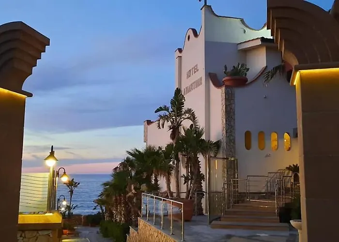 马提尼克酒店 Ficarazzi