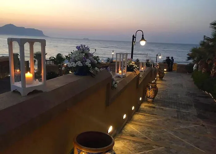 马提尼克酒店 酒店