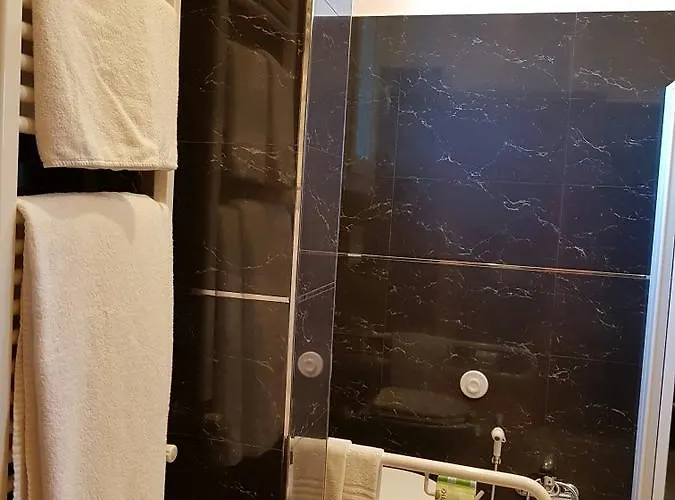 马提尼克酒店 Ficarazzi