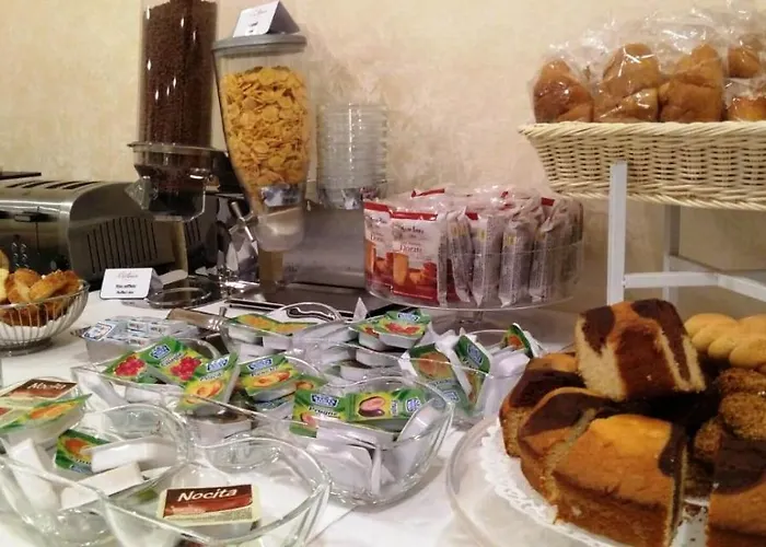 马提尼克酒店 酒店